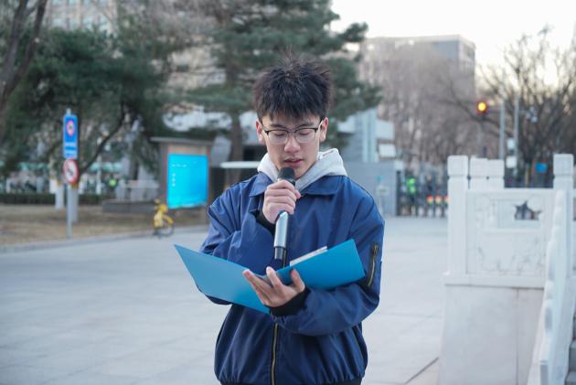 发言1
